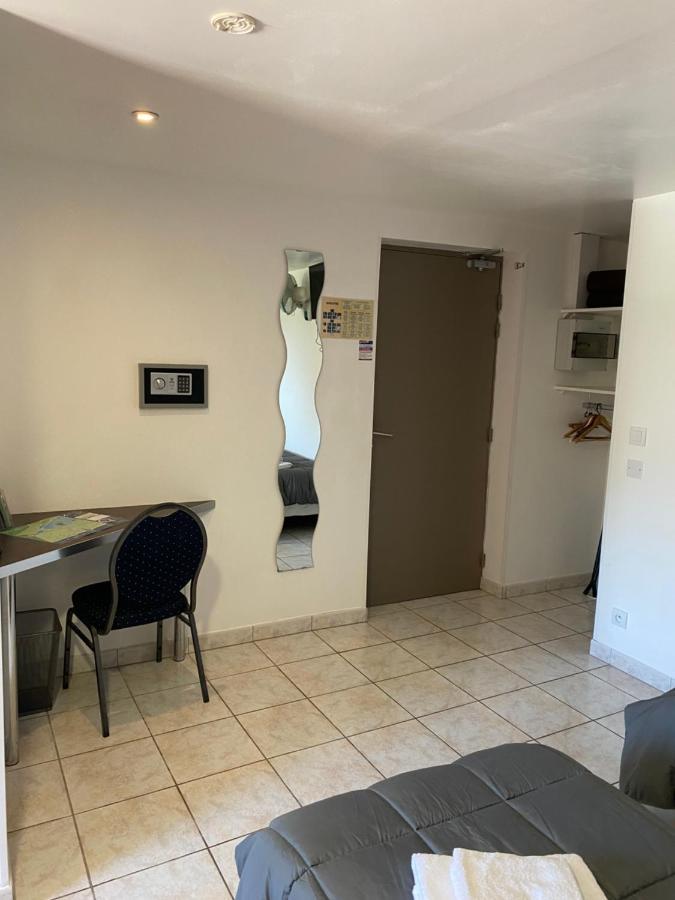 LOGIS Hôtel La Chaumière Marseillan  Exterior foto